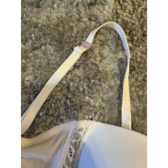 NWT So Soft-lift Convertible Bra White 36D Juniors Womens - Picture 2 of 7
